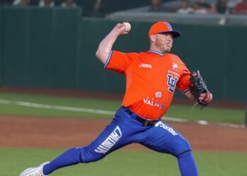 Leones de Yucatán refuerzan su pitcheo con Matt Foster y José Torres para 2027