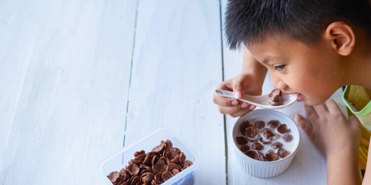 Dale vuelta a la caja: Profeco detecta irregularidades en cereales