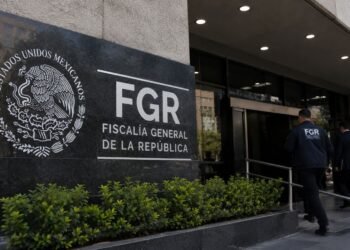 Recompensas millonarias contra el crimen; FGR define montos y requisitos para su entrega