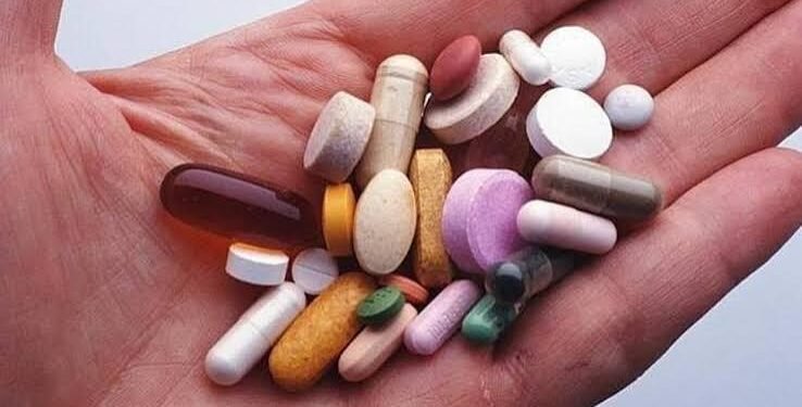 Alerta por medicamentos falsificados: los lotes de Darzalex y Simponi señalados