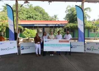 Dock School lleva beneficios educativos y ambientales a Guerrero