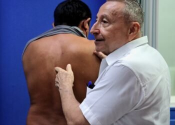 ¿Tienes una mancha o lesión en la piel? Acercan especialistas al sur del estado